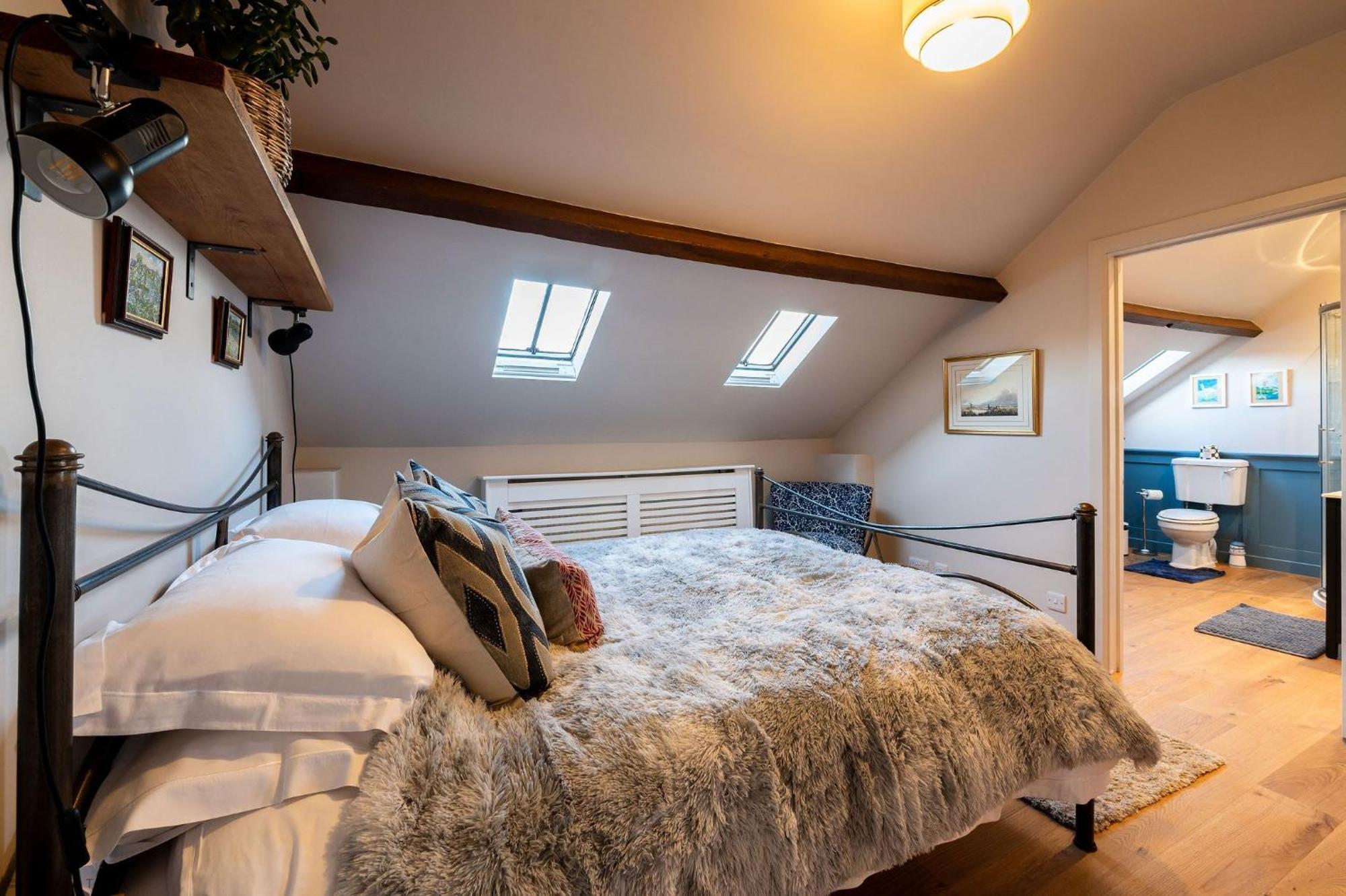 Stable Cottage Teffont Magna Экстерьер фото